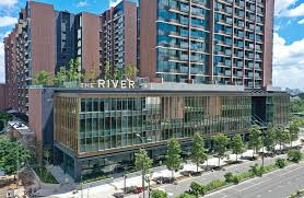 The River Thủ Thiêm ven sông