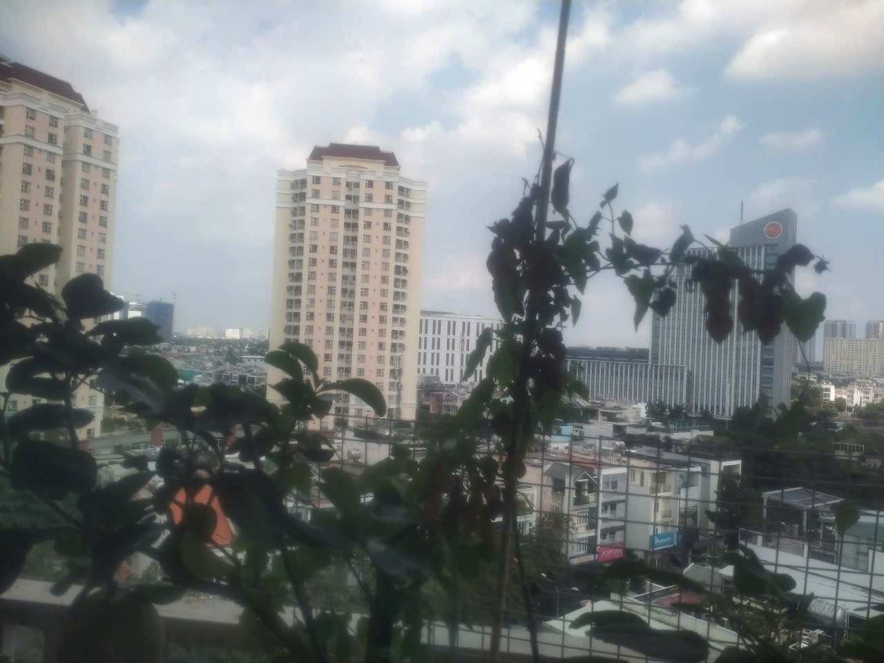 ban can ho quan 2, ảnh to1