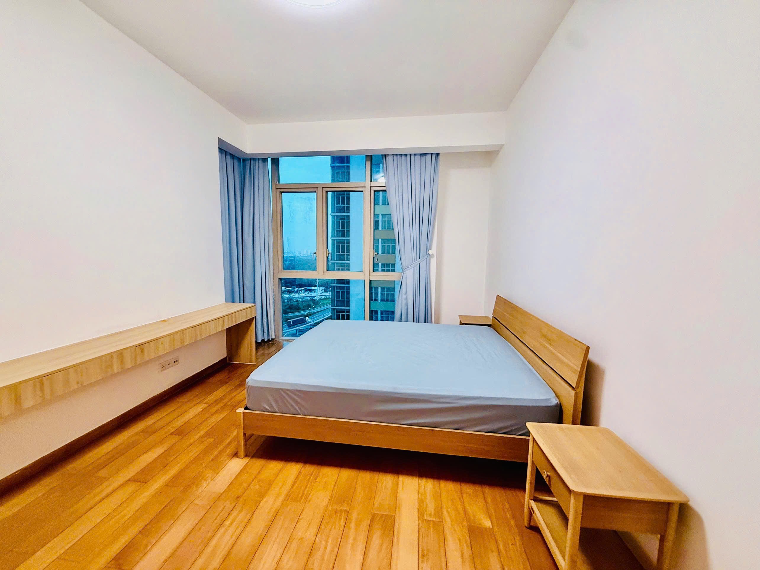 ban can ho quan 2, ảnh to2