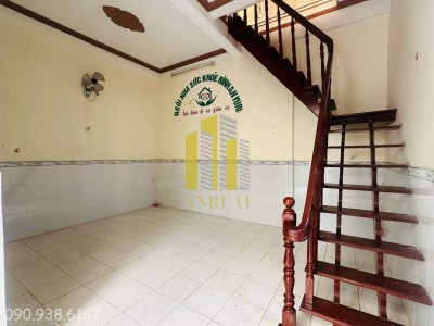 ban nha quan 2, ảnh to3