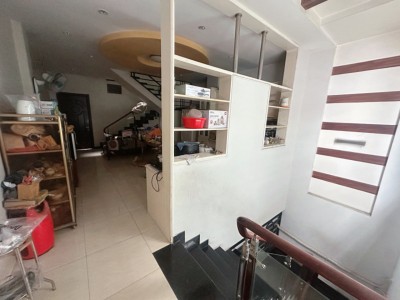 ban nha quan 2, ảnh to4