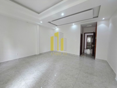 ban nha quan 2, ảnh to6