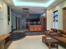 BIỆT THỰ SÂN VƯỜN Ở PHƯỜNG BÌNH TRƯNG (quận 2 cũ). 0909894985